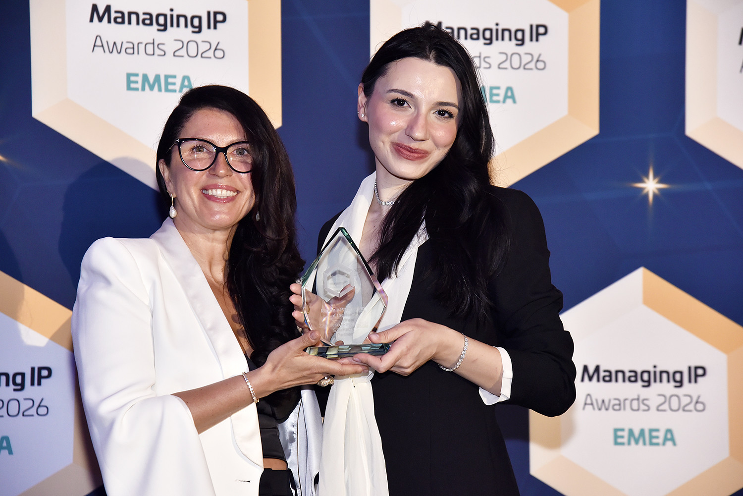 Validarea excelenței în litigiile de proprietate intelectuală: ZRVP, “Romania Patent Firm of the Year” la gala Managing IP Awards, o recunoaștere a maturității și forței strategice a echipei